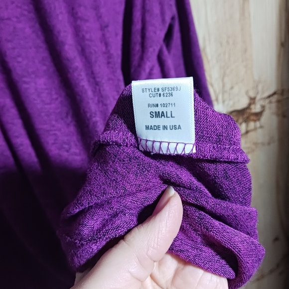 Gibson Heathered Magenta Knot Front Luxe Sweater Size Small - Picture 4 of 7